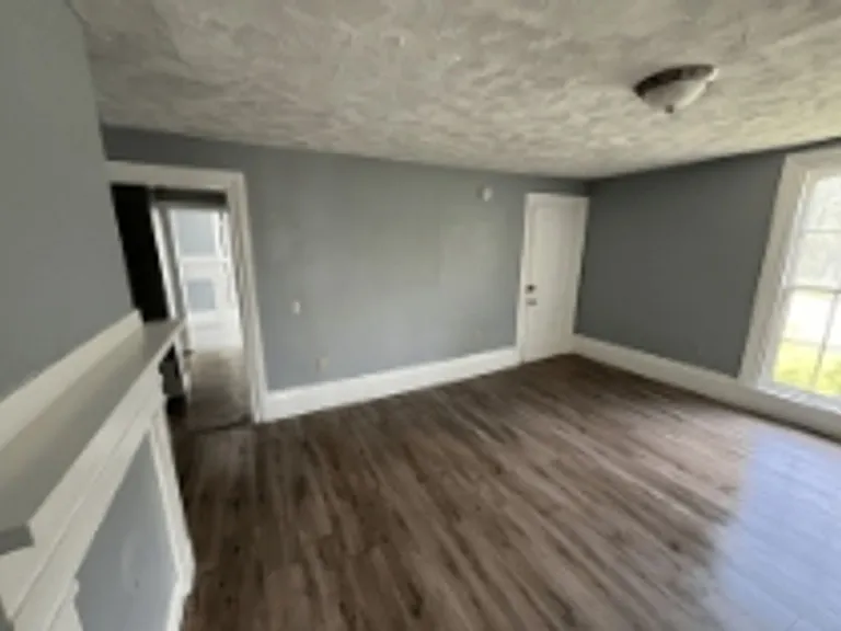199 Main St — Photo 11