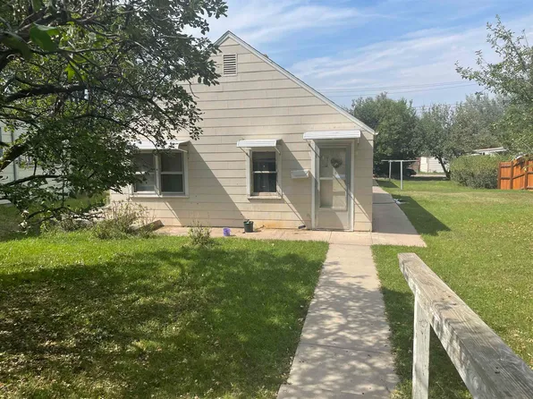 1944 Baltimore Ave, Hot Springs, SD 57747