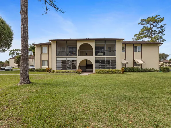 3588 La Aires Court #B2, Greenacres, FL 33463