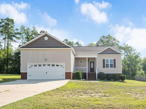 313 Kandypoo Dr, Four Oaks, NC 27524