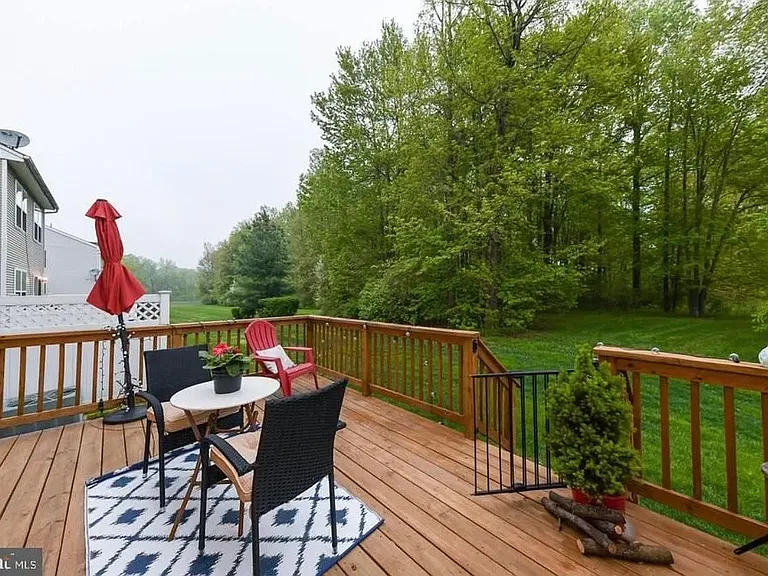 3343 Woodland Cir #47 — Photo 16