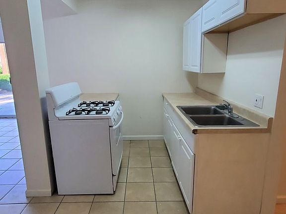 4th image of 11390 Loma Vista Dr #1/2-A