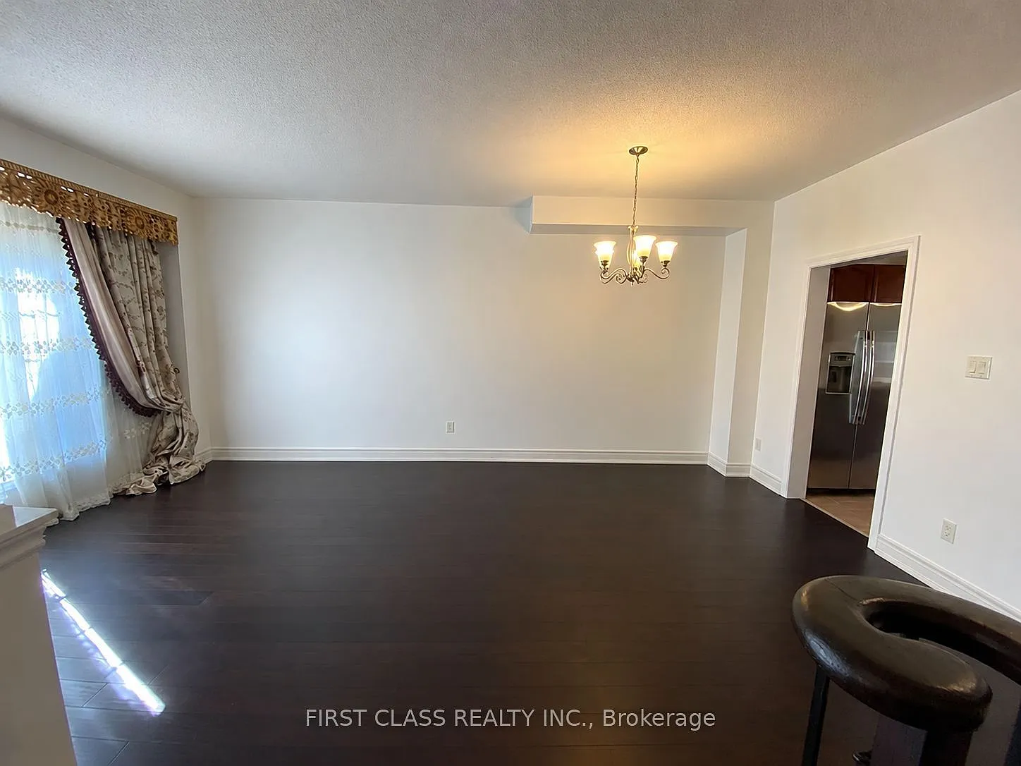 4 bed, $3,550 — Photo 3