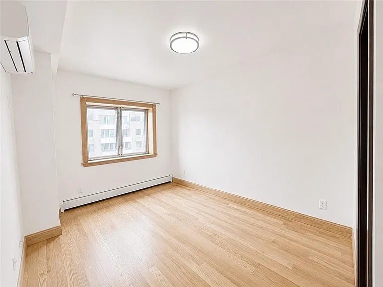 41 42 College Point Blvd #6A — Photo 8