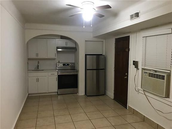 4th image of 522 Madison St #C-3