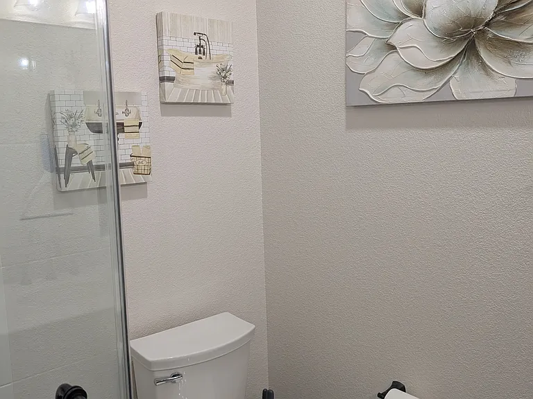 5453 Zephyr Ct — Photo 17
