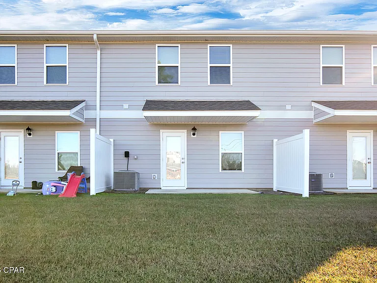 1707 Jakes Dr — Photo 32