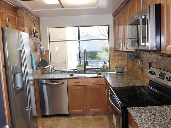 5th image of 6715 Freedom Ct