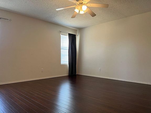 3rd image of 3519 Saguaro Dr