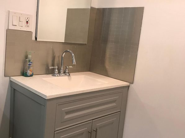 6644 N Campbell Ave #BASEMENT