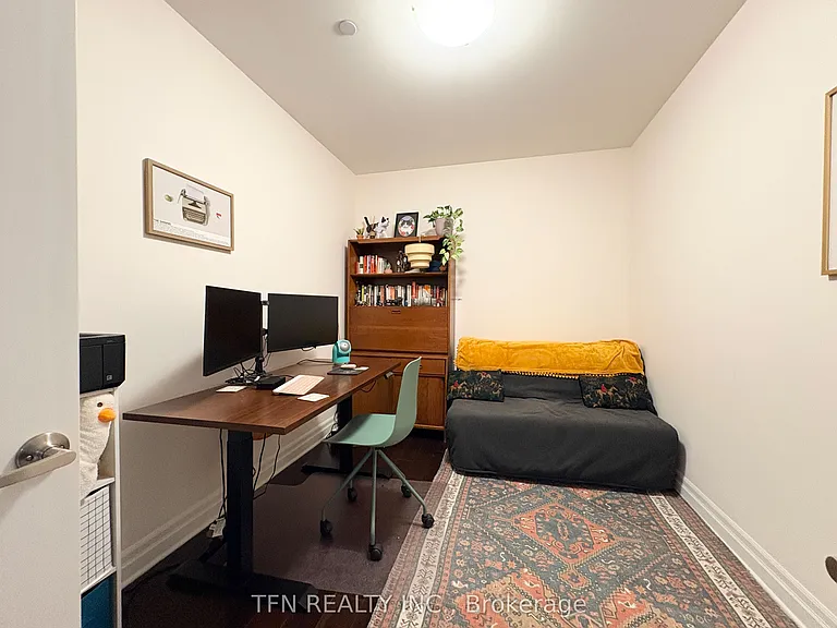 160 Macdonell St #1508 — Photo 22