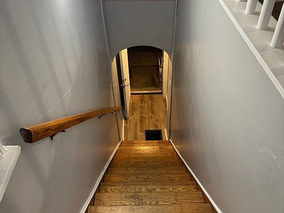 3rd image of 18 Price Ave Unit 2