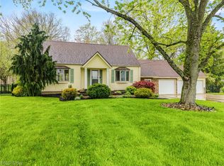 10743 Chippewa Rd, Brecksville, OH 44141