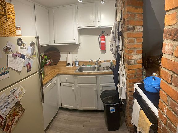 3rd image of 605 S 3rd St #386967972