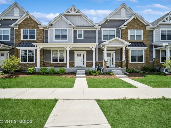297 Hoffman Dr, Buffalo Grove, IL 60069