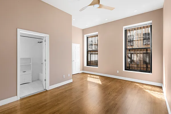 Rented by Compass | media 4
