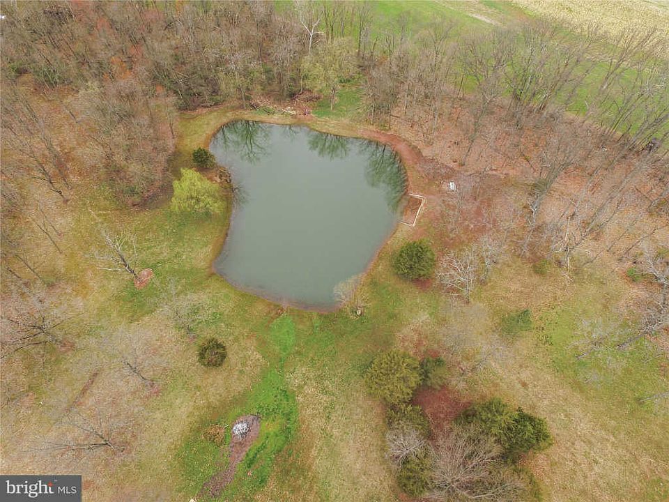 2nd image of 2510 Robert Arthur Rd