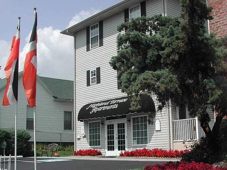 Highland Terrace Communities — Photo 42