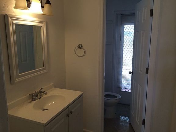 4th image of 2030 NW 1st Ave