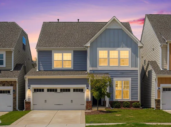 104 Cressida Woods Dr, Holly Springs, NC 27540