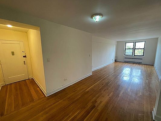3rd image of 83-10 118th St #6C