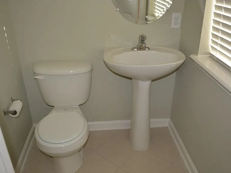 13020 Sunset Lake Dr — Photo 3