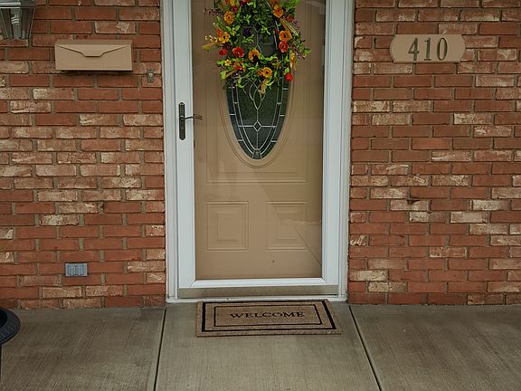 3rd image of 410 Paul St