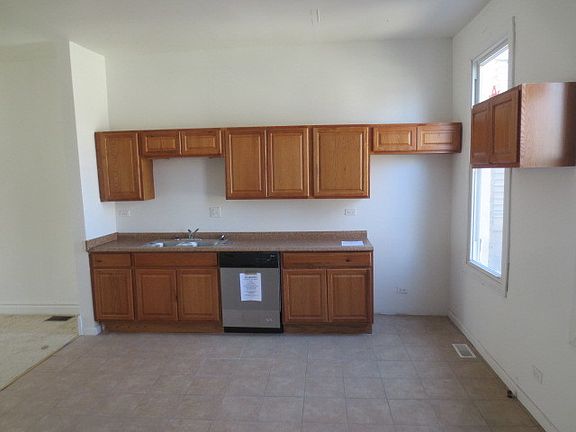 4th image of 1518 N Talman Ave #1