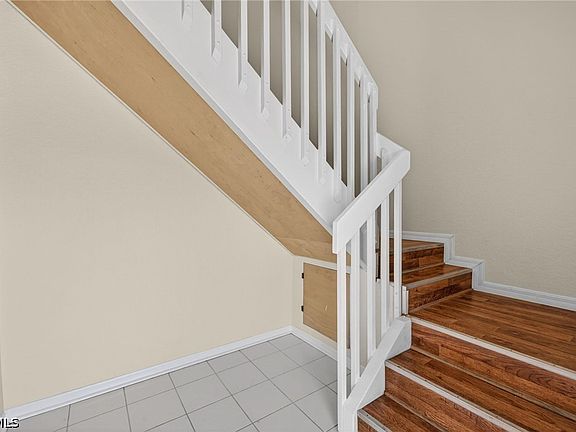 2nd image of 6361 Aragon Way APT 208