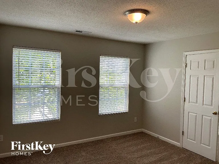 1317 Sharp Ridge Rd — Photo 7