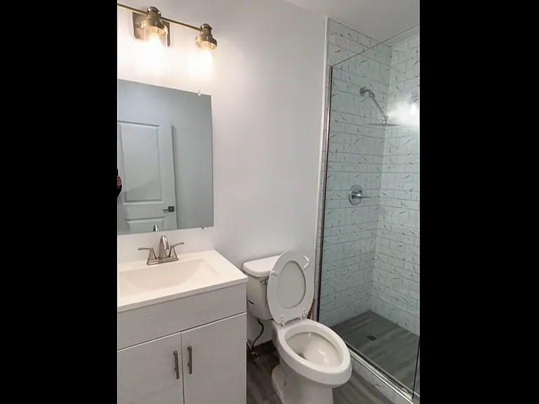80 N Allen St #1A — Photo 2