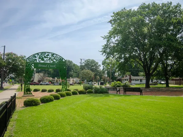 2733 Hollister Ave, Norfolk, VA 23504