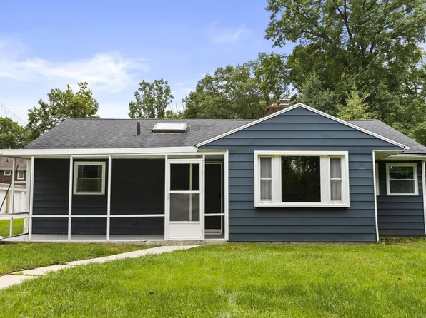 715 E Cooke Rd, Columbus, OH 43214
