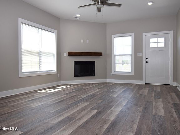 2nd image of 625 Abigail Taylor Dr Unit B