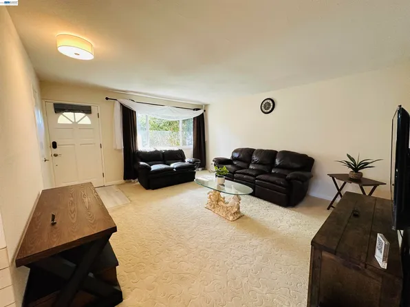 25132 Del Mar Ave, Hayward, CA 94542
