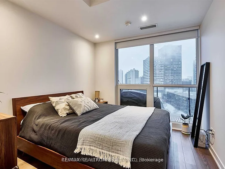 60 Berwick Ave #1507 — Photo 24