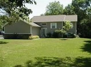 3577 Denver Dr, Muskegon, MI 49445