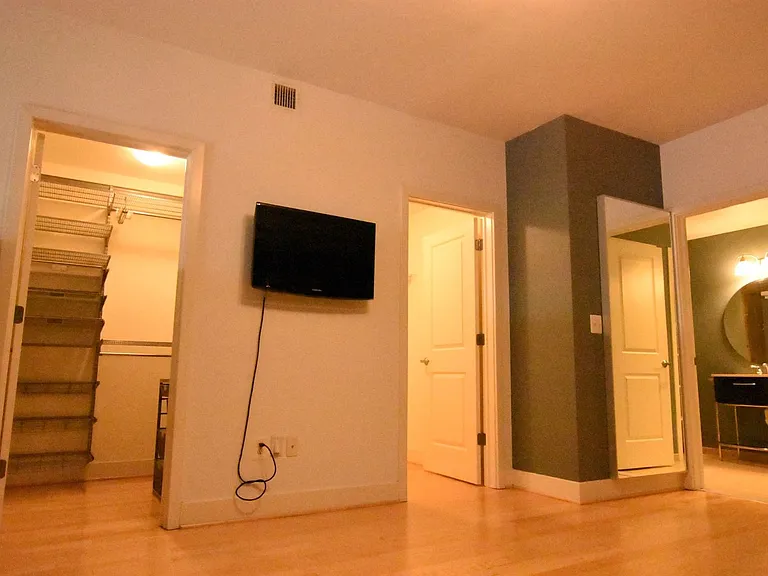 1701 Kalorama Rd NW #403 — Photo 21