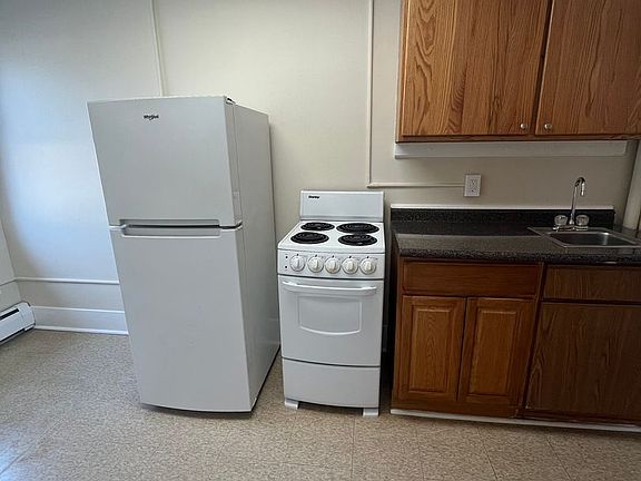 2nd image of 1551 Hertel Ave #7