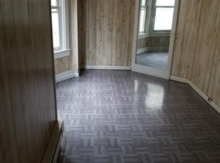 725 N 9th St #3, Reading, PA 19604