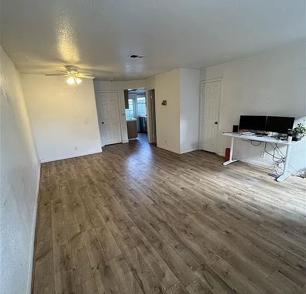 1452 Diamond St — Photo 3