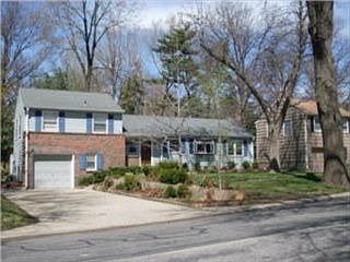 5th image of 3114 W 71st Ter