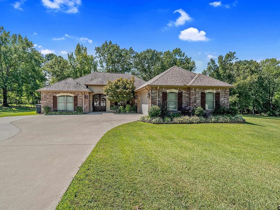 1st image of 140 Creek Dr
