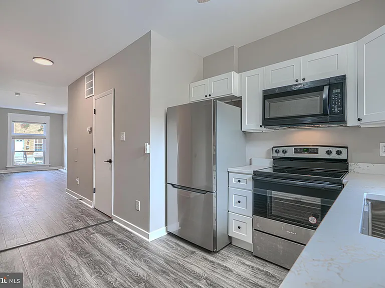 616 S Lehigh St — Photo 8