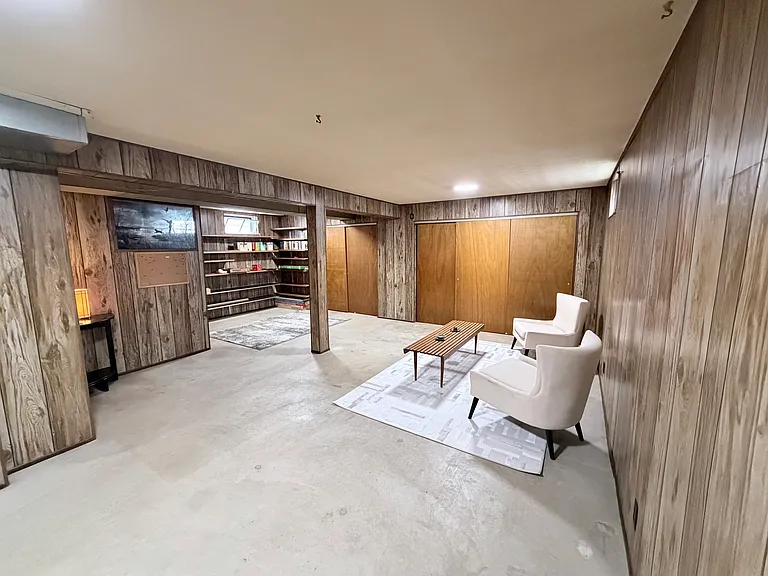 5404 Quincy St — Photo 17