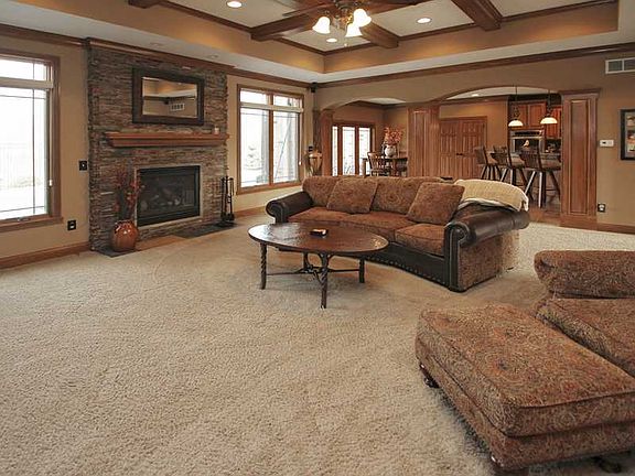 4th image of 5774 Hickory Woods Dr