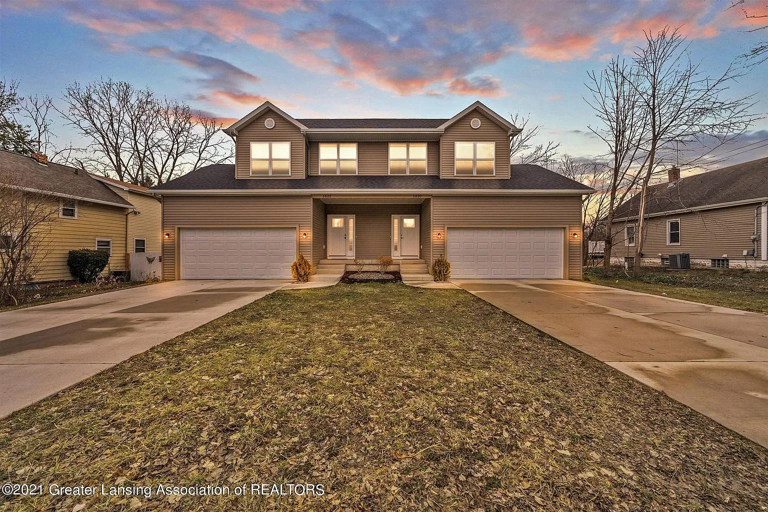 3 bed, 1408 sqft, $1,900 — Photo 1