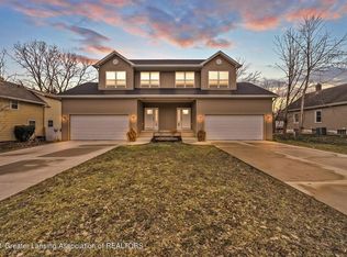 1820 Coolidge Rd #1, East Lansing, MI 48823