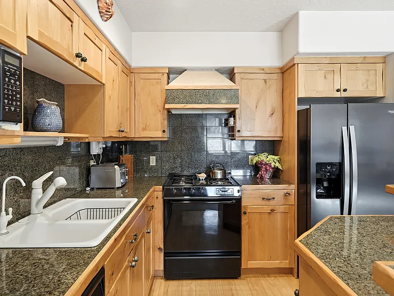 720 Deer Valley Dr #2 — Photo 2