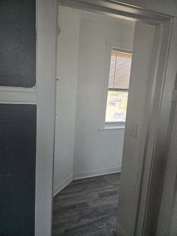 Building Photo - 8936 S Ashland Ave #2
